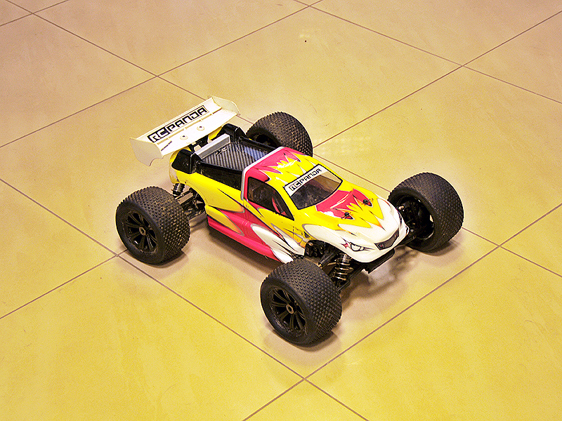 Nanda NRT-3 1/8 PRO KIT PIROS Nanda NRT-3 1/8 PRO KIT PIROS